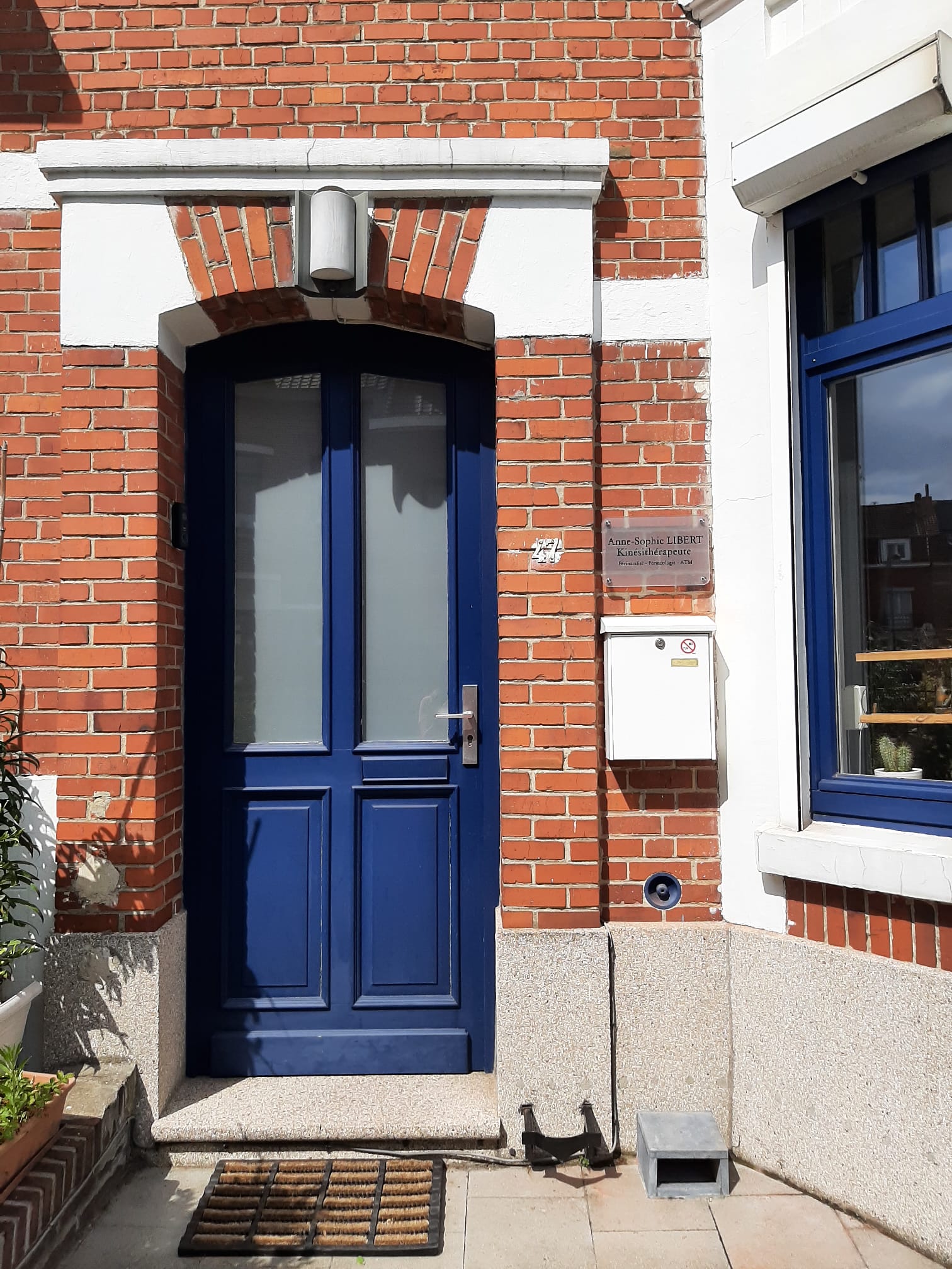 Cabinet 8 Porte d'entrée